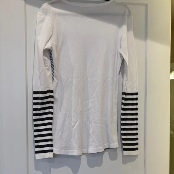 Kerrits Classic White Cotton Tee - Picture 4 of 6